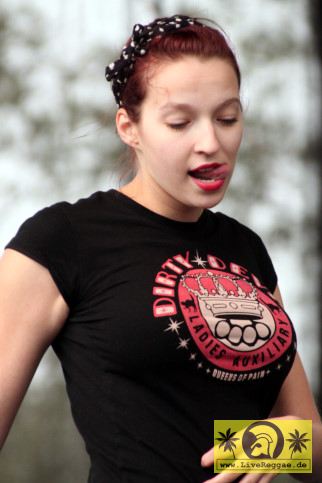 The Discoballs (CZ) Mighty Sounds Festival - Tabor (CZ) - Blue Stage - 18. Juli 2009 (5).JPG